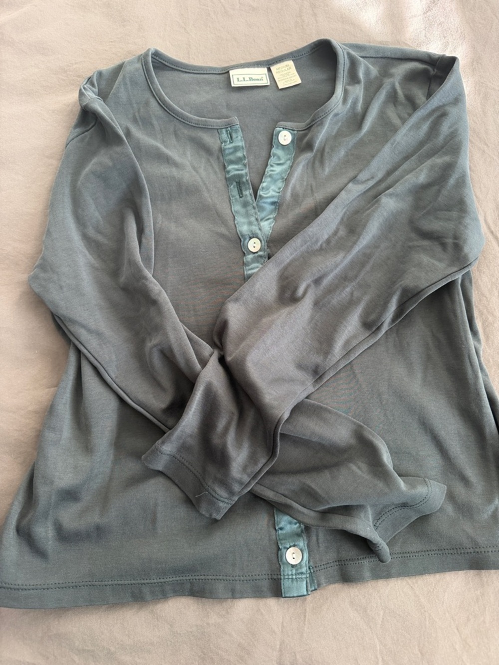 L.L. Bean olive green/dark grey Crewneck Tee